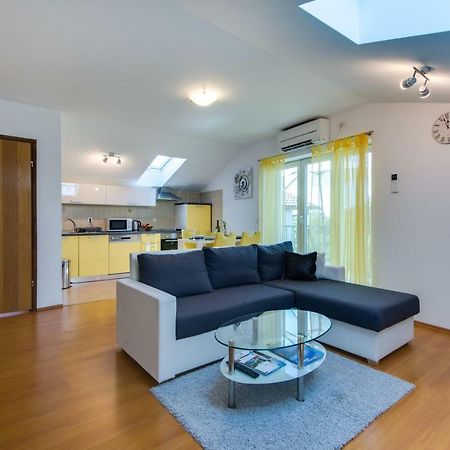 Apartmani Admiral Viskovo Dış mekan fotoğraf